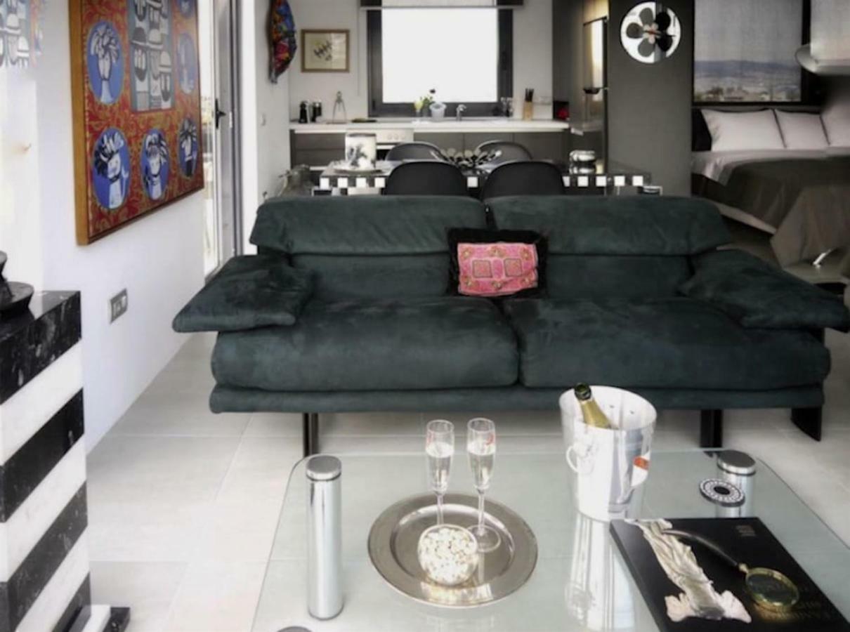 Stylish Penthouse With Acropolis And 360 View Lejlighed Athen Eksteriør billede