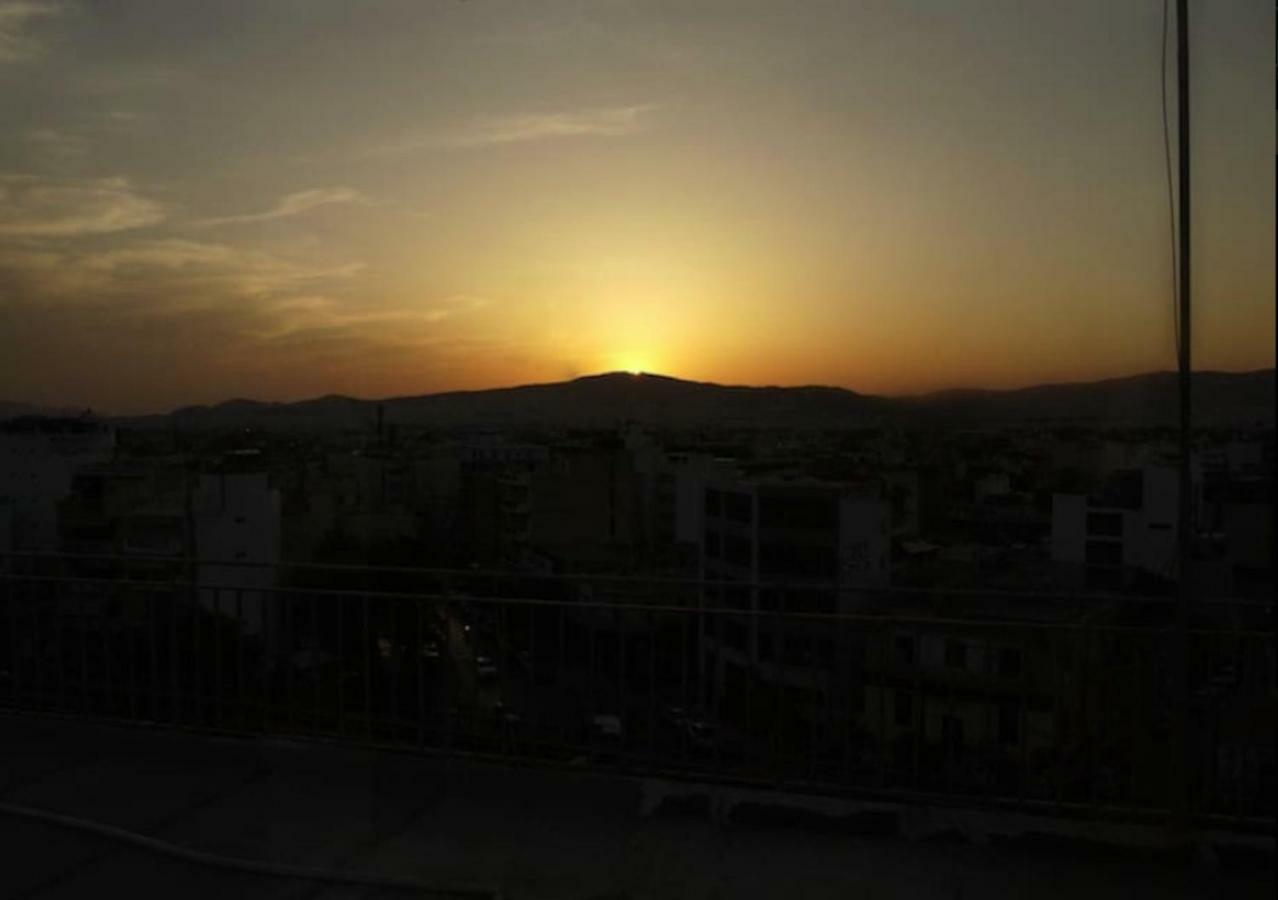 Stylish Penthouse With Acropolis And 360 View Lejlighed Athen Eksteriør billede