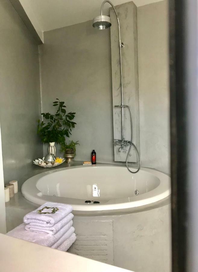 Stylish Penthouse With Acropolis And 360 View Lejlighed Athen Eksteriør billede